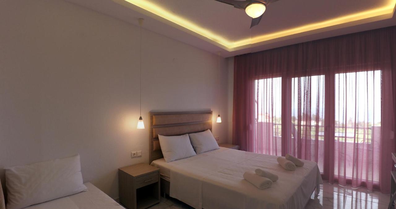 Valiant Sea Aparthotel Kriopigi Exterior photo